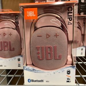 JBL Clip 4 Pink Bluetooth Speaker